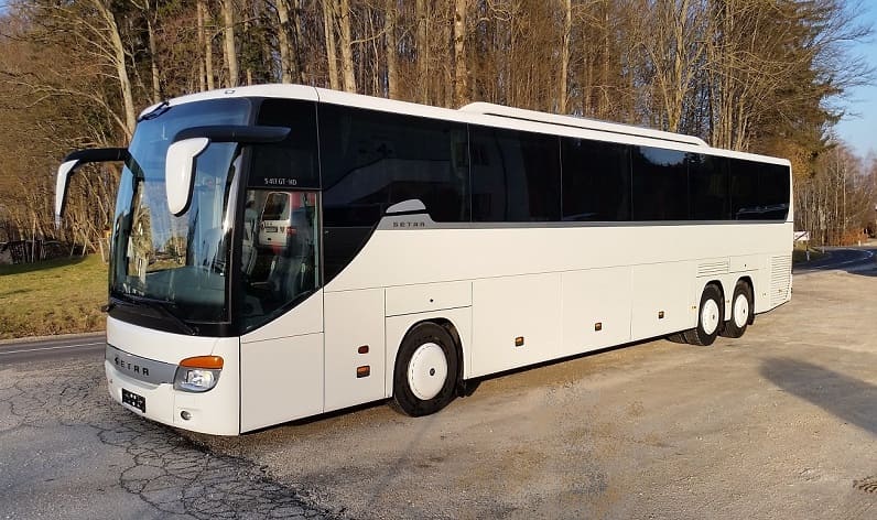 Ústí nad Labem: Buses hire in Louny in Louny and Czech Republic